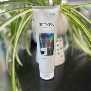 Redken Acidic Bonding 5 minute liquid mask